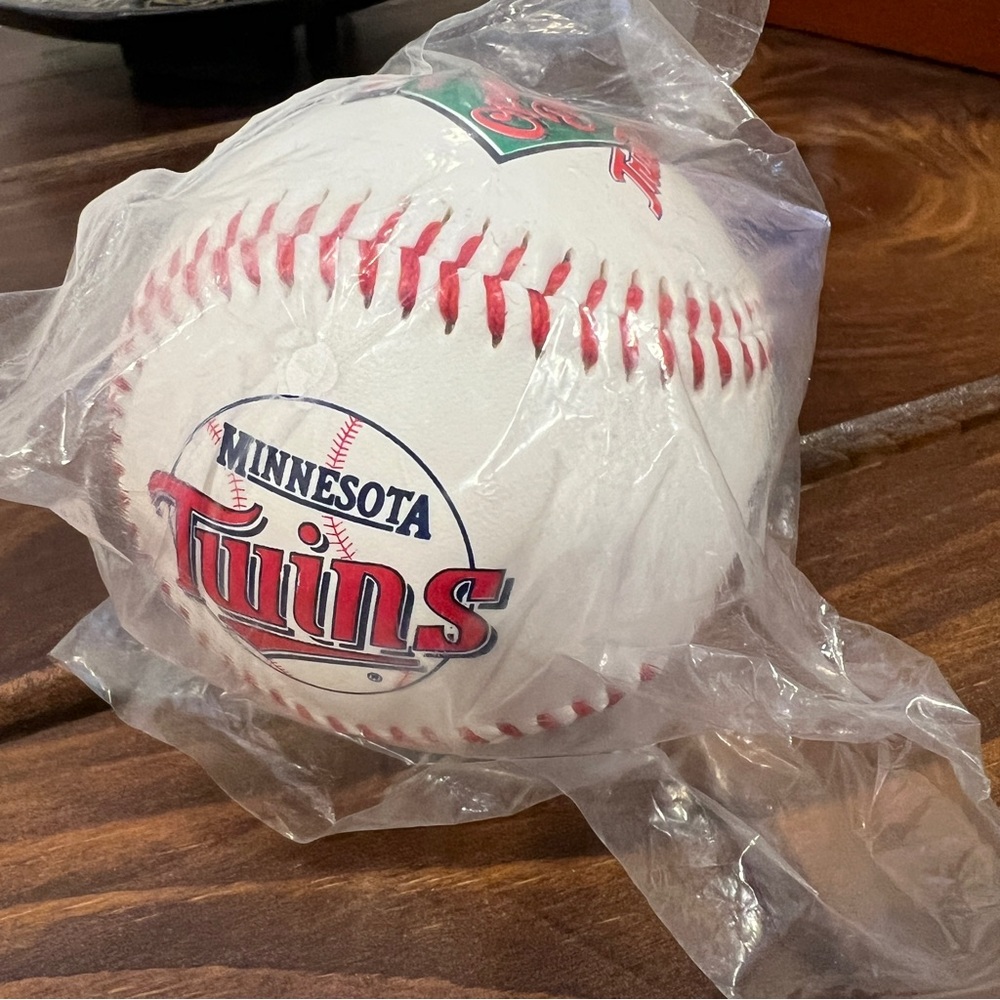 1997 Minnesota Twins Opening Day Rawlings True Value Baseball Stadium Give-Away